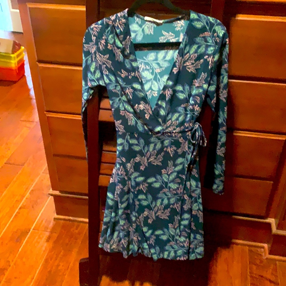 Lush  wrap dress small